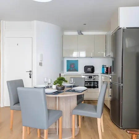 Guestready - Cozy 3br In Capucins *